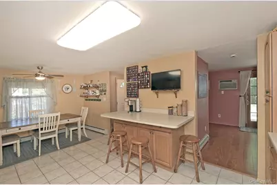 11 Crooked Pine Drive, Medford, NY 11763 - Photo 8