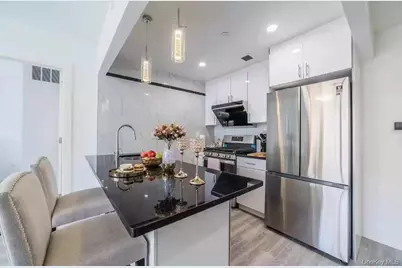 144-27 Sanford Avenue #3N, Flushing, NY 11355 - Photo 2