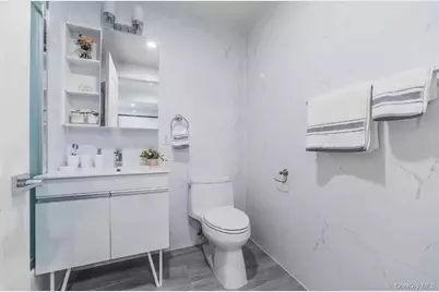 144-27 Sanford Avenue #3N, Flushing, NY 11355 - Photo 6