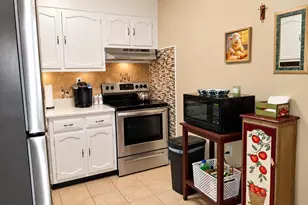 395 Woodbridge Dr, Ridge, NY 11961 - Photo 6