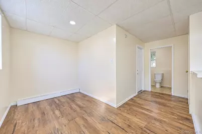 84 Arlington, Wyandanch, NY 11798 - Photo 24