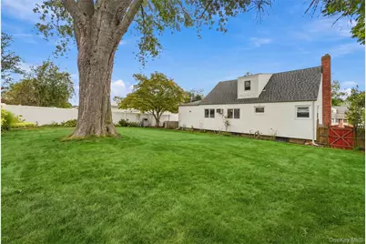 44 Dulittle Street, North Babylon, NY 11703 - Photo 34