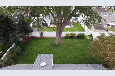 44 Dulittle Street, North Babylon, NY 11703 - Photo 36