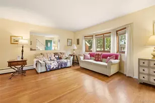 44 Dulittle St, North Babylon, NY 11703 - Photo 6