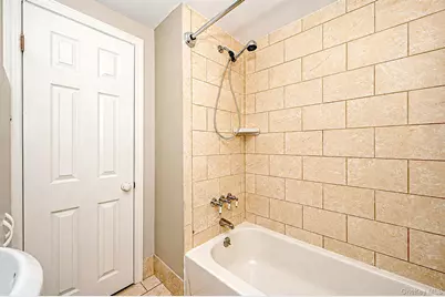 13 Maple Drive, Lindenhurst, NY 11757 - Photo 30