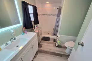 37-28 Hubbard Ave, Riverhead, NY 11901 - Photo 6