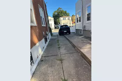 13940 231st Street, Springfield Gardens, NY 11413 - Photo 4