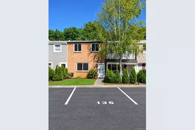136 Hill Crescent, Calverton, NY 11933 - Photo 1