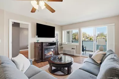 4 Marina Drive #D2, Mahopac, NY 10541 - Photo 1
