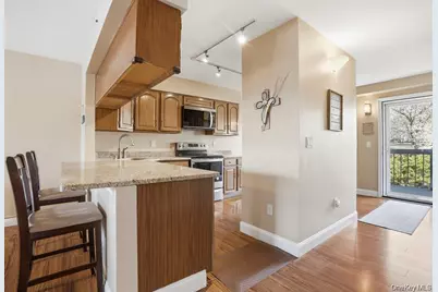 4 Marina Drive #D2, Mahopac, NY 10541 - Photo 12
