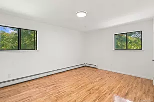 12 Westminister Dr, Middletown, NY 10940 - Photo 16