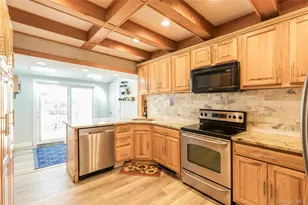 3 School St, Ronkonkoma, NY 11779 - Photo 10
