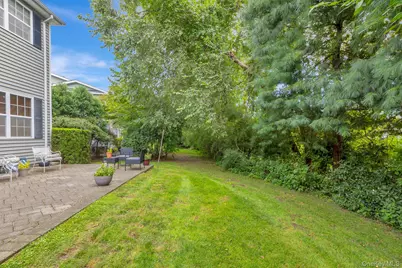 143 Paddington Circle, Smithtown, NY 11787 - Photo 24