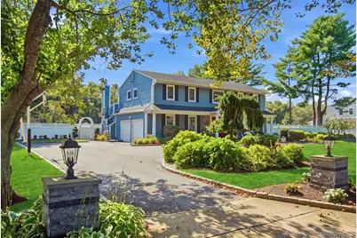 24 Quintree Lane, Melville, NY 11747 - Photo 1