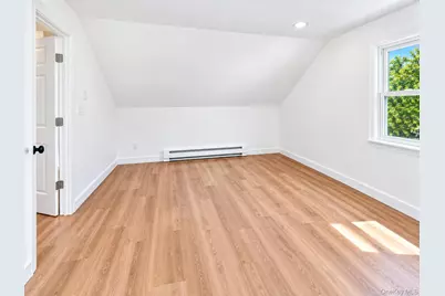 444 Avondale Drive, Shirley, NY 11967 - Photo 14