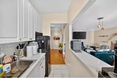 219 Bronx River Road #4N, Yonkers, NY 10704 - Photo 8