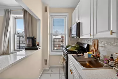 219 Bronx River Road #4N, Yonkers, NY 10704 - Photo 6