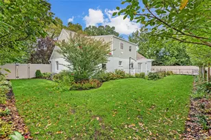 123 Hiawatha Dr, Brightwaters, NY 11718 - Photo 18