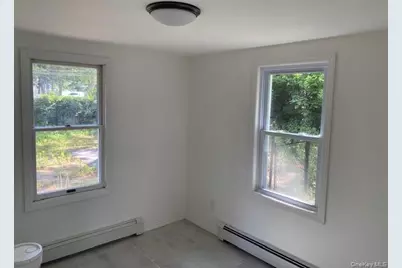 57 N Washington Avenue, Centereach, NY 11720 - Photo 8