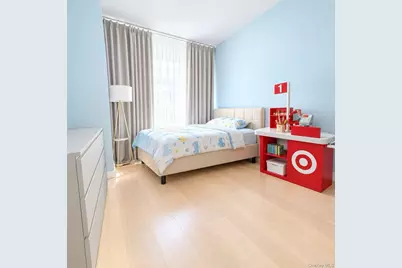131-01 40th Road #PH3D, Flushing, NY 11354 - Photo 8