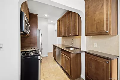 110 South Village Avenue #1A, Rockville Centre, NY 11570 - Photo 10