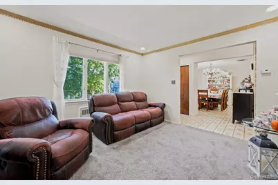 293 85th Avenue, Floral Park, NY 11001 - Photo 6