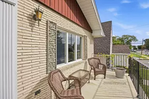 293 85th Ave, Floral Park, NY 11001 - Photo 4