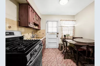 13320 234th Street, Rosedale, NY 11422 - Photo 6