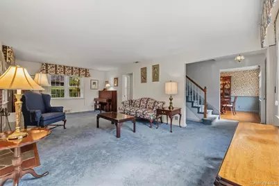 999 Knollwood Road, White Plains, NY 10603 - Photo 8