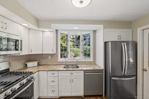 999 Knollwood Rd, White Plains, NY 10603 - Photo 16