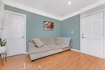 11125 145th Street, Jamaica, NY 11435 - Photo 8
