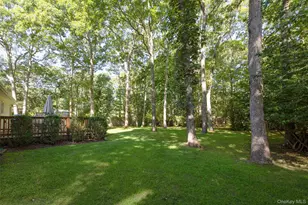 42 Squires Ave, East Quogue, NY 11942 - Photo 18