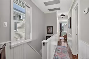65-11 Claran Ct, Maspeth, NY 11378 - Photo 18