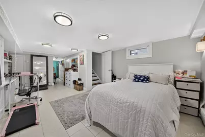 6511 Claran Court, Maspeth, NY 11378 - Photo 24