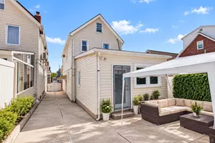 65-11 Claran Ct, Maspeth, NY 11378 - Photo 30