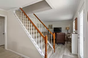 139 Arlyn Dr W, Massapequa, NY 11758 - Photo 4