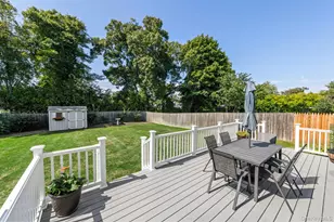 139 Arlyn Dr W, Massapequa, NY 11758 - Photo 16