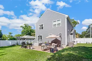 44 James St, Patchogue, NY 11772 - Photo 6