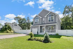44 James St, Patchogue, NY 11772 - Photo 2
