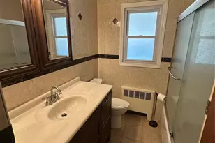 35 Sheridan St, Huntington, NY 11743 - Photo 10