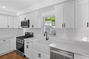 78 Taft Ave, Lynbrook, NY 11563 - Photo 12