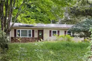 21 Elizabeth Dr, Hopewell Junction, NY 12533 - Photo 4