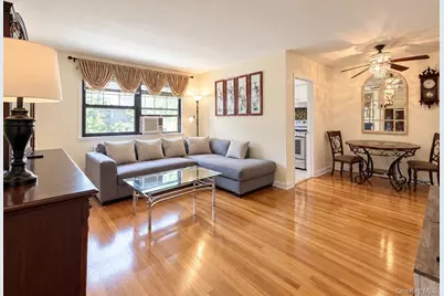 69-12 138th St #B, Kew Gardens, NY 11367 - Photo 4