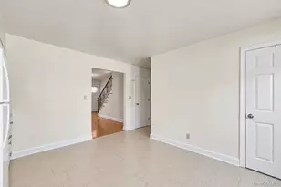 74 View St W, Greenwich, CT 06830 - Photo 8