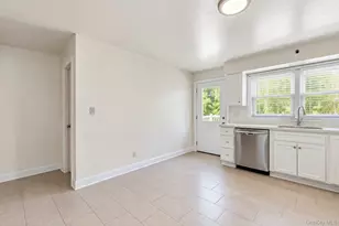 74 View St W, Greenwich, CT 06830 - Photo 6