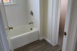15 Miller St, Glen Cove, NY 11542 - Photo 6