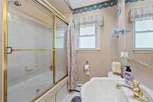 1296 Leslie Ln, Bellmore, NY 11710 - Photo 40