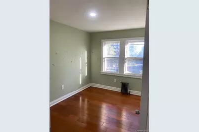 85-25 Kendrick Place, Jamaica, NY 11432 - Photo 10