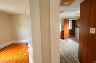 37 Roosevelt Ave, Poughkeepsie, NY 12601 - Photo 8