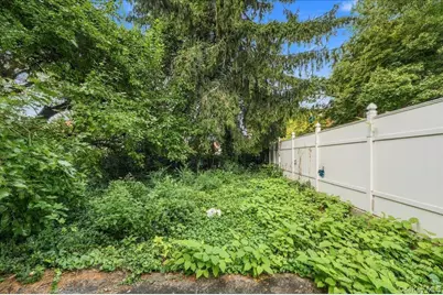 433 Howe Avenue #A, Bronx, NY 10473 - Photo 22